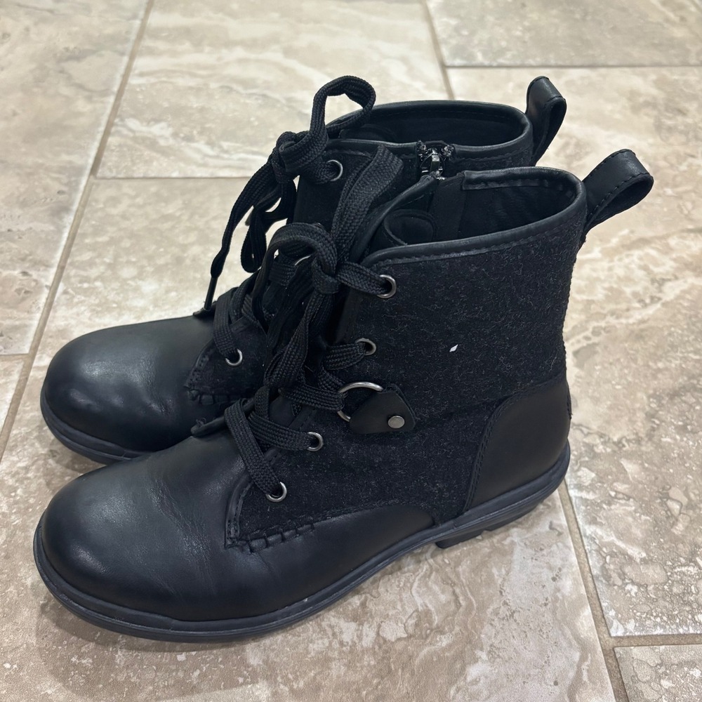 UGG Lakesider Zip Puff Black Leather Wool Lace Up Side Zip Boots 1122791 Size 7